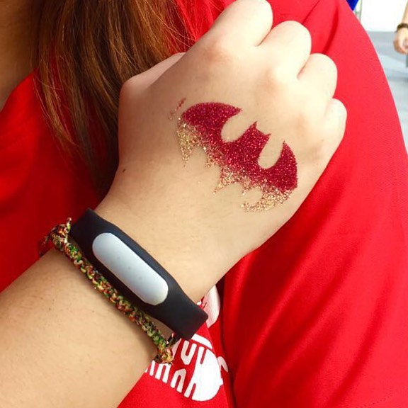 glitter tattoo